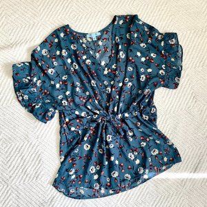 She + Sky Floral V Neck Blouse, Medium